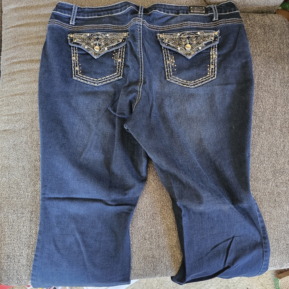 Earl Jeans